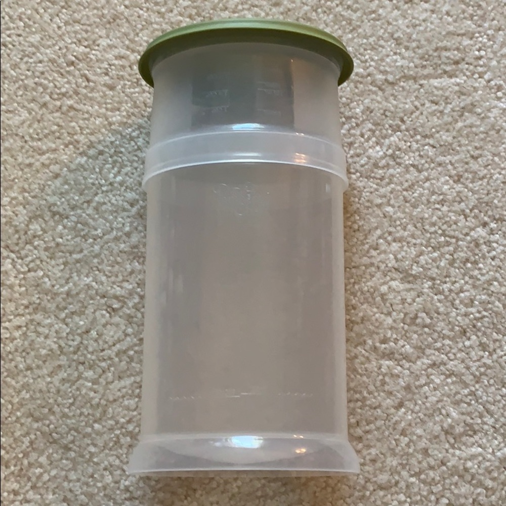 Pampered Chef Herb Keeper